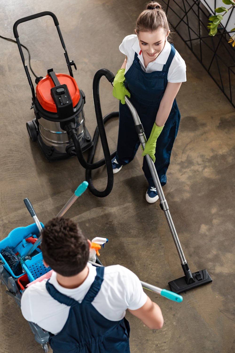 Move-In/Move-Out Cleaning 2